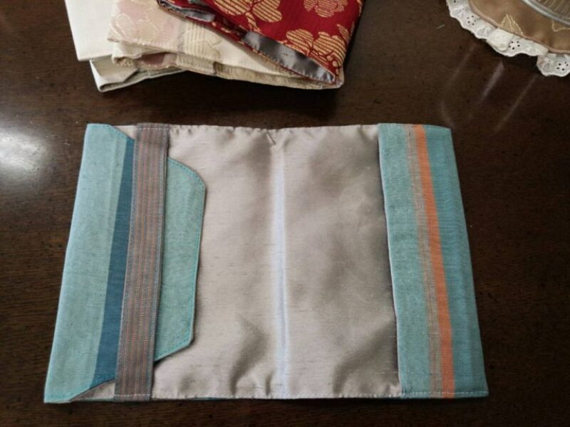 ブックカバー作成。